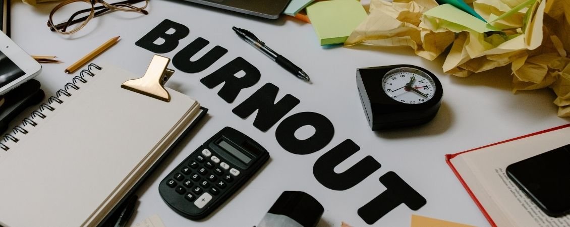 Was verursacht Arbeitsplatz-Burnout?
