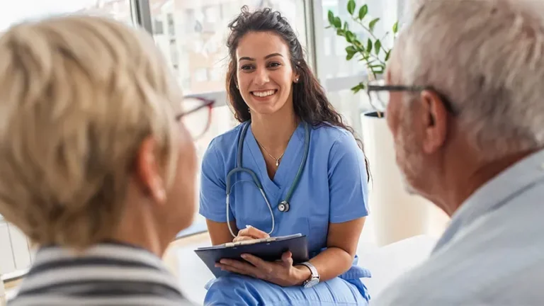 5 selected senior care services in Magdeburg – Relieving older people of everyday health-related tasks